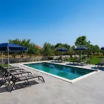 Сasa de vacaciones My Dalmatia - Villa Campi Dalmatia With Private Heated Pool, Sauna And Sports Court Galovac (Zadar)