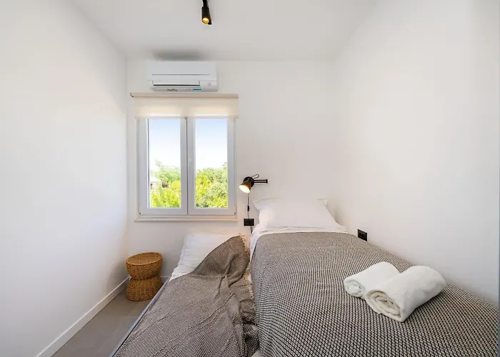 Hébergement de vacances My Dalmatia - Campi Dalmatia With Private Heated Pool And Sauna Galovac (Zadar)