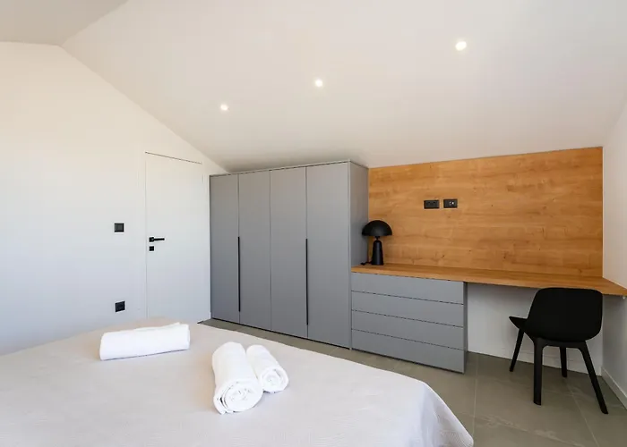My Dalmatia - Campi Dalmatia With Private Heated Pool And Sauna Hébergement de vacances Galovac (Zadar)