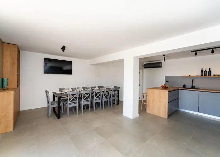 My Dalmatia - Campi Dalmatia With Private Heated Pool And Sauna * Galovac (Zadar)
