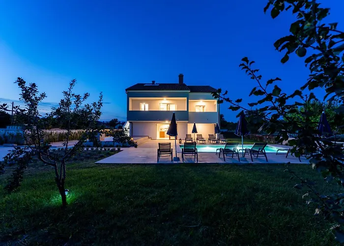 My Dalmatia - Campi Dalmatia With Private Heated Pool And Sauna Galovac (Zadar)