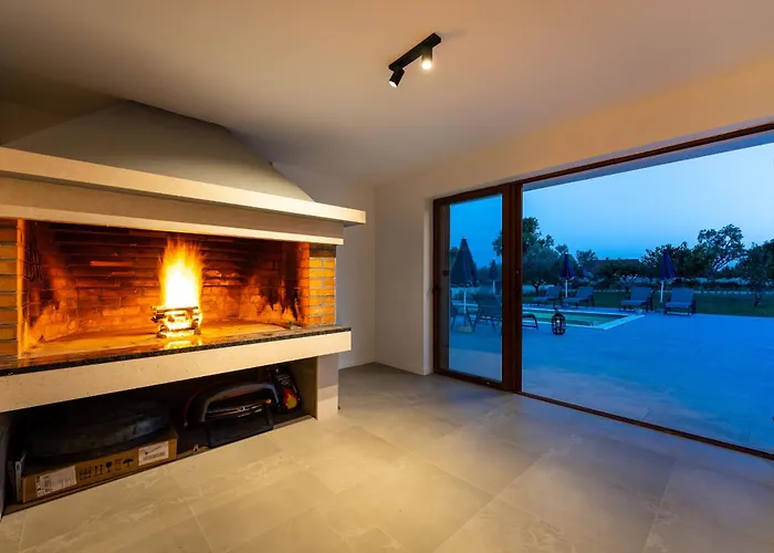 Vakantiehuis My Dalmatia - Campi Dalmatia With Private Heated Pool And Sauna *