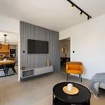 My Dalmatia - Campi Dalmatia With Private Heated Pool And Sauna Vikendica