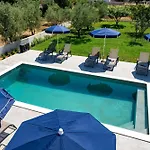 My Dalmatia - Campi Dalmatia With Private Heated Pool And Sauna Vikendica Galovac (Zadar)