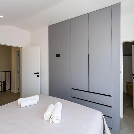 My Dalmatia - Campi Dalmatia With Private Heated Pool, Sauna And Sports Court * Galovac (Zadar)