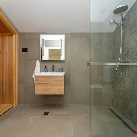 My Dalmatia - Campi Dalmatia With Private Heated Pool, Sauna And Sports Court