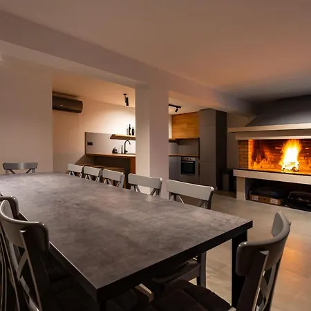 My Dalmatia - Campi Dalmatia With Private Heated Pool, Sauna And Sports Court 펜션 Galovac (Zadar)