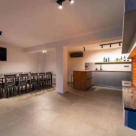 My Dalmatia - Campi Dalmatia With Private Heated Pool, Sauna And Sports Court * Galovac (Zadar)
