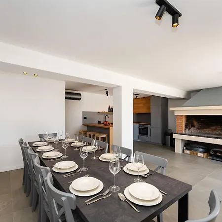 My Dalmatia - Campi Dalmatia With Private Heated Pool, Sauna And Sports Court